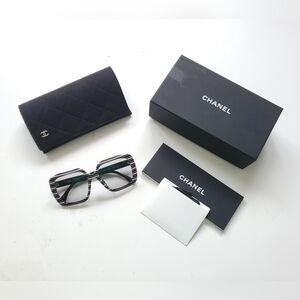 Chanel Coco Beach Square Sunglasses Exclusive Limited Edition Brand New